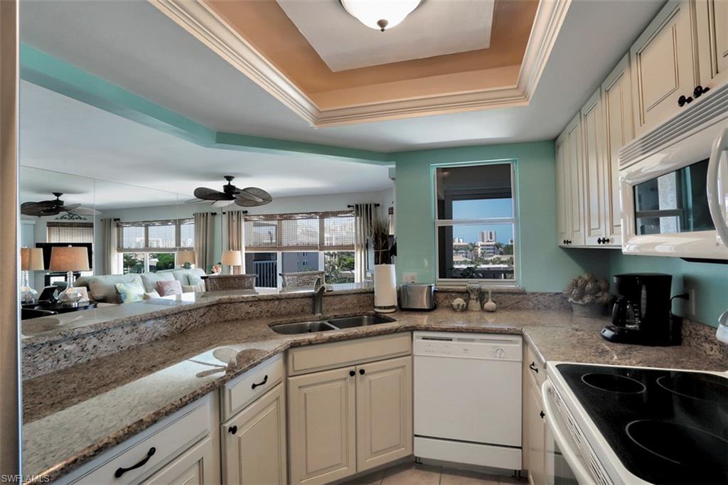 ISLANDER COVE - Residential