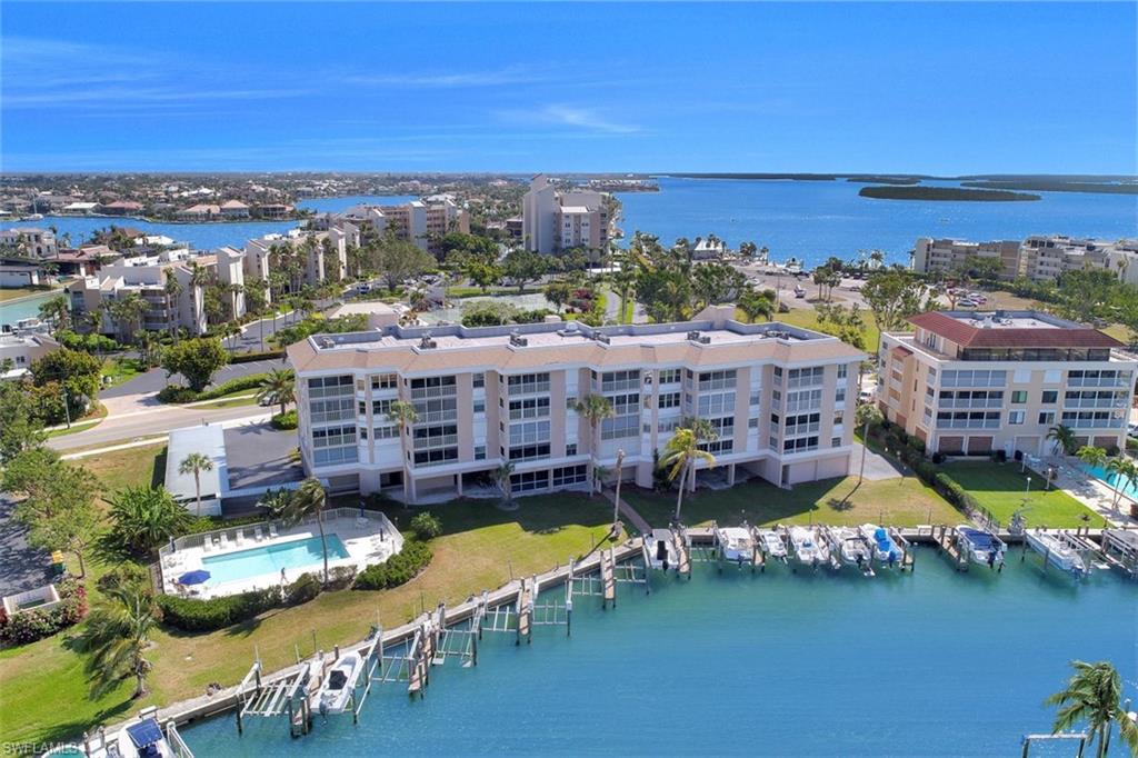 ISLANDER COVE - Residential