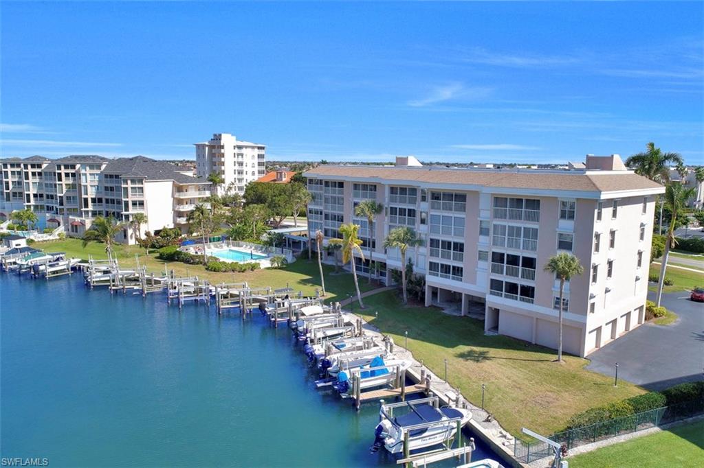 ISLANDER COVE - Residential