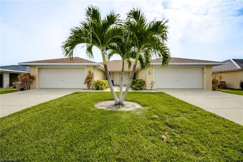 1029\/1031 SE 11th Ter, Cape Coral, FL 33990 - #: 224058213