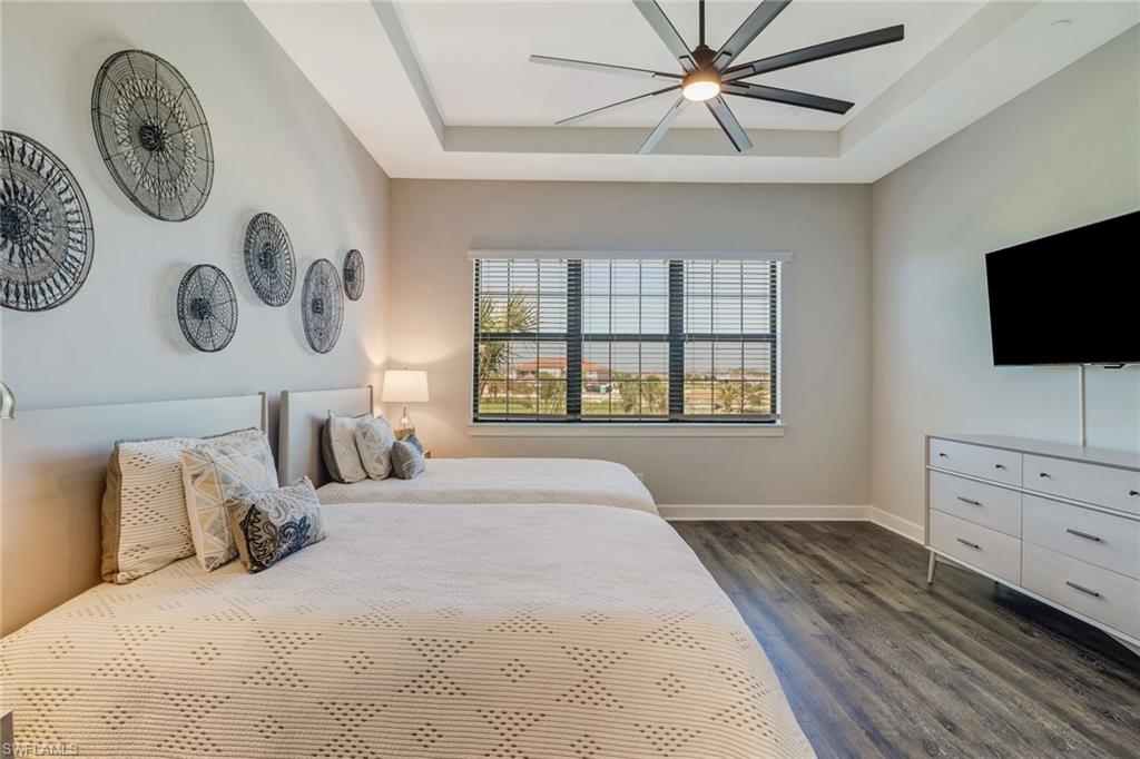 ESPLANADE - Residential