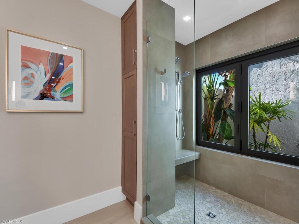 LAS BRISAS AT PELICAN BAY - Residential