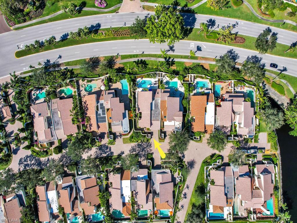 LAS BRISAS AT PELICAN BAY - Residential