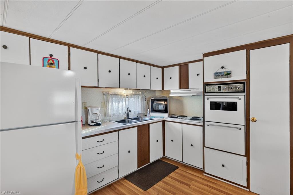 IMPERIAL HARBOR - Residential