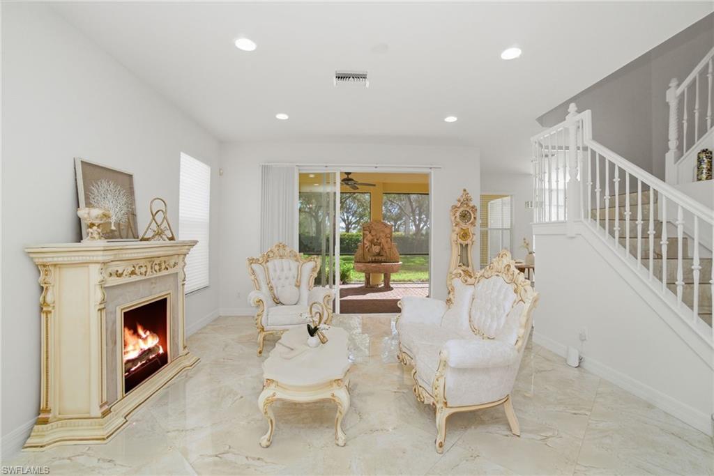 SATURNIA LAKES - Residential