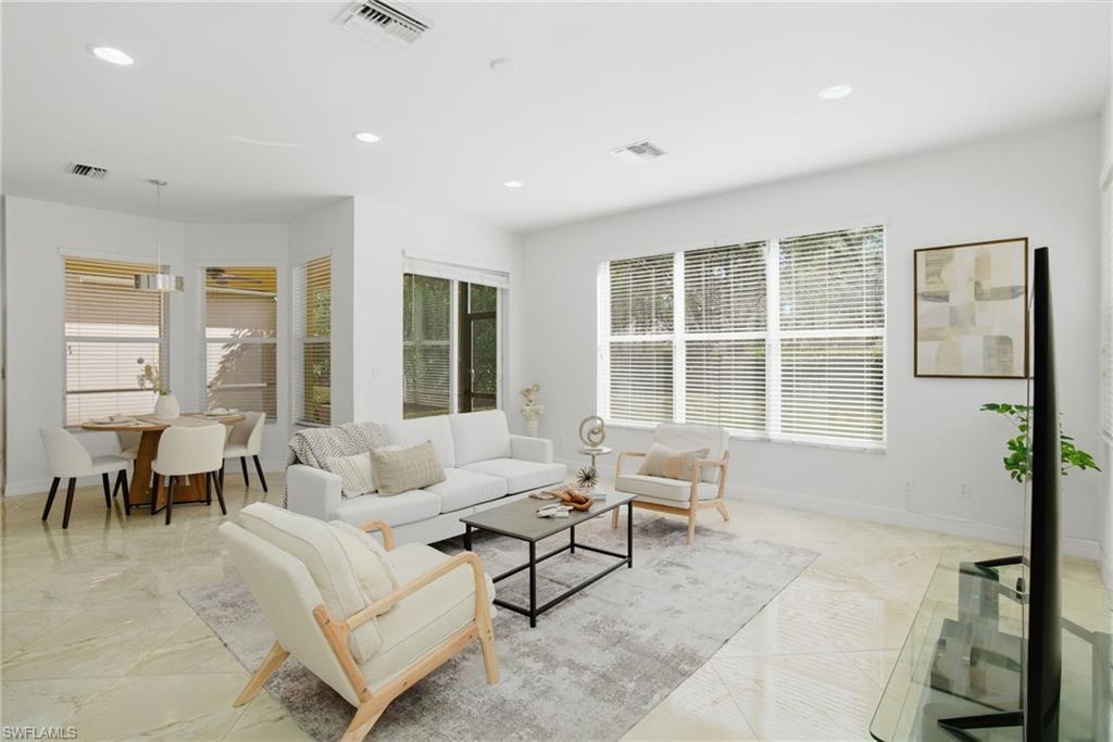 SATURNIA LAKES - Residential