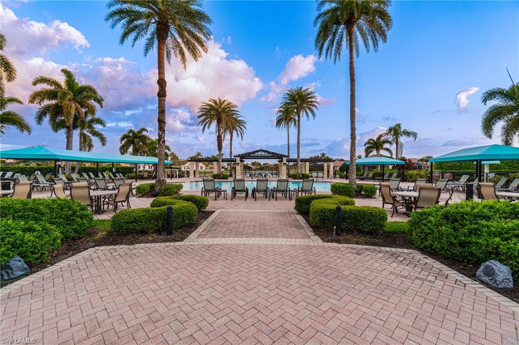 SATURNIA LAKES - Residential