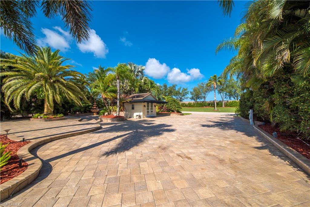 PELICAN LAKE RV RESORT - Land