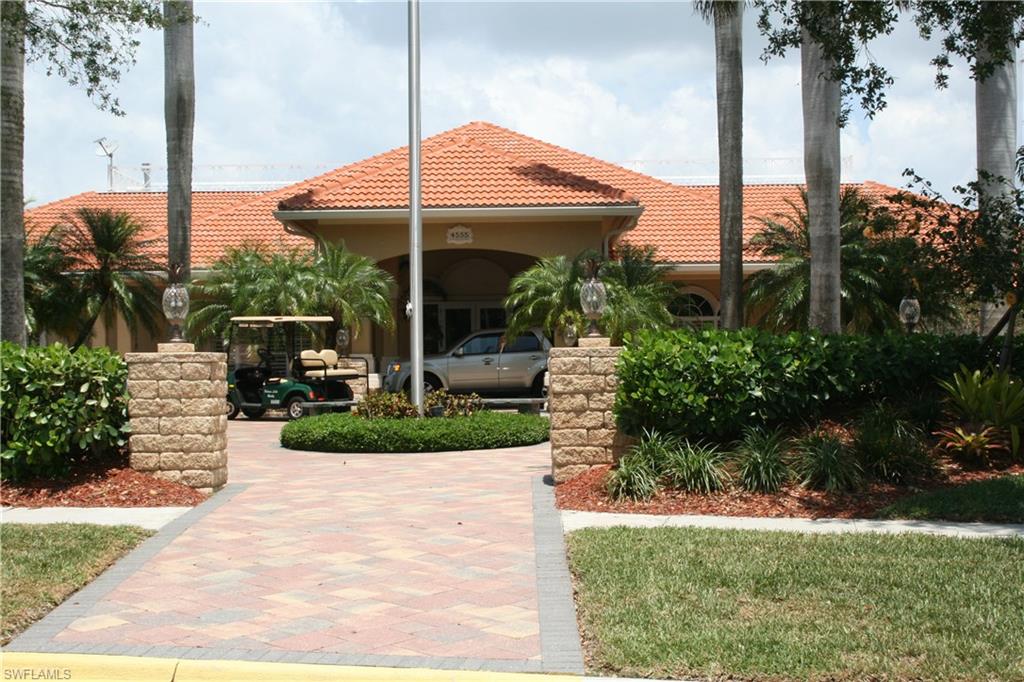 PELICAN LAKE RV RESORT - Land