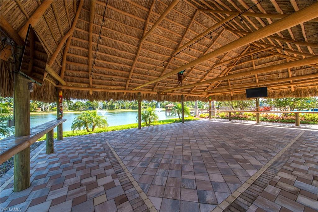 PELICAN LAKE RV RESORT - Land