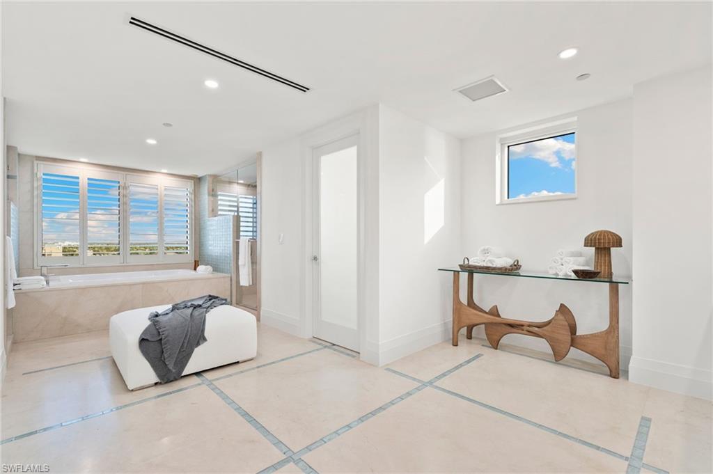 MORAYA BAY - Residential