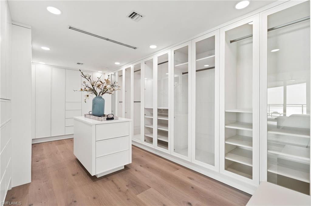 MORAYA BAY - Residential