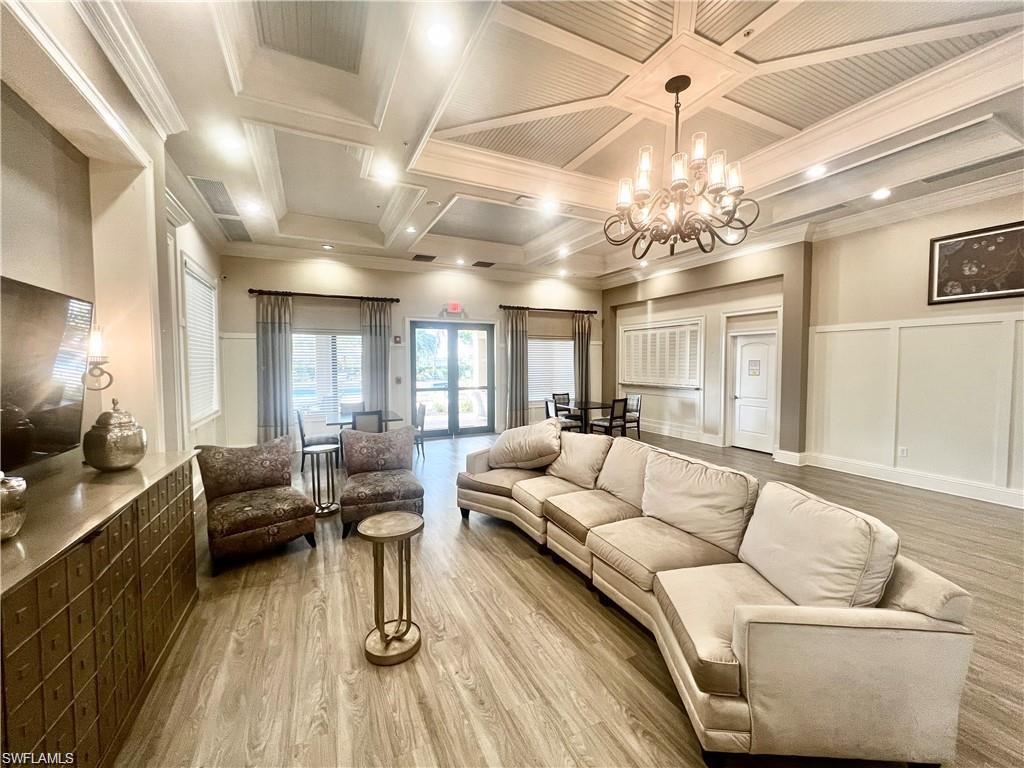 MARBELLA LAKES - Residential