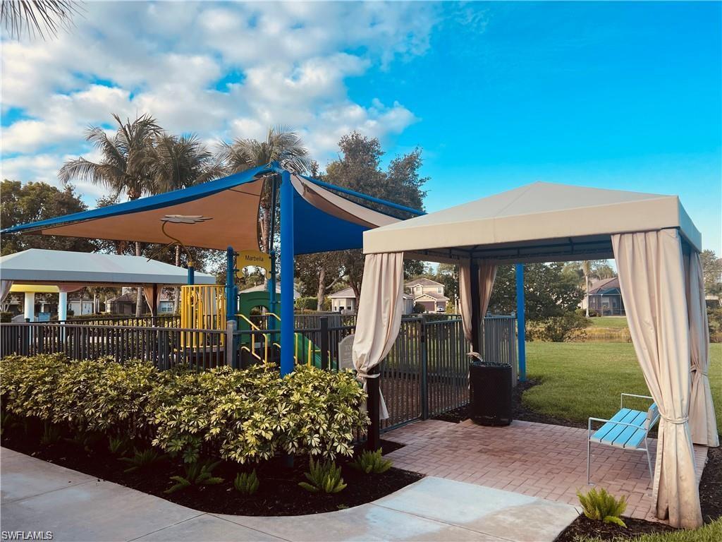 MARBELLA LAKES - Residential