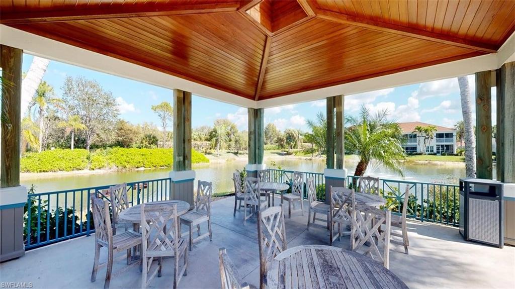 LIGHTHOUSE BAY - Residential