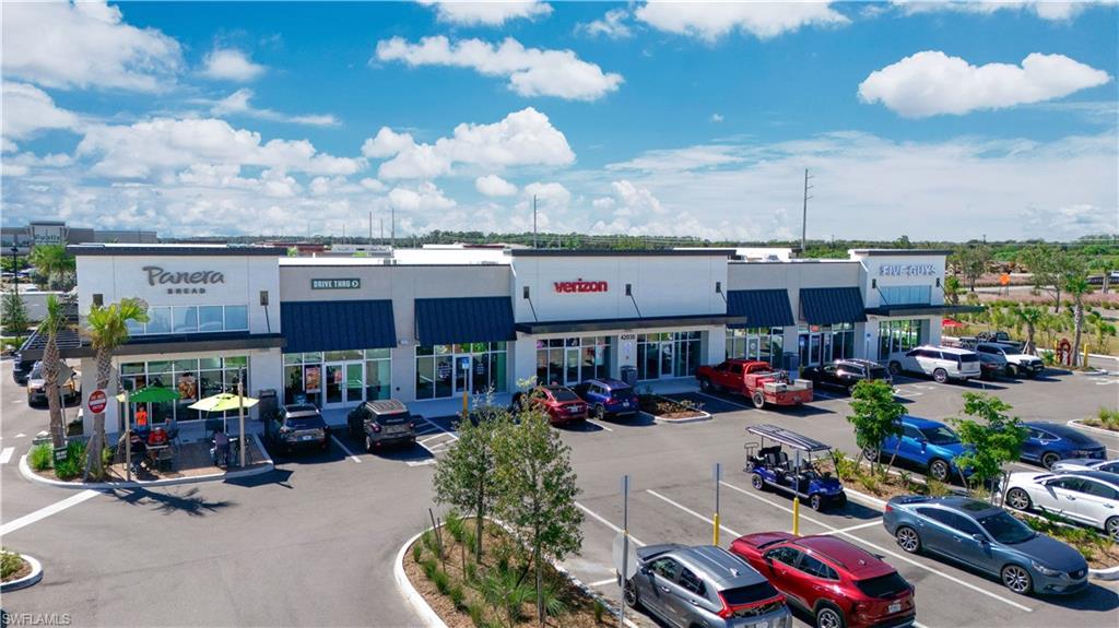 EDGEWATER - Residential Lease