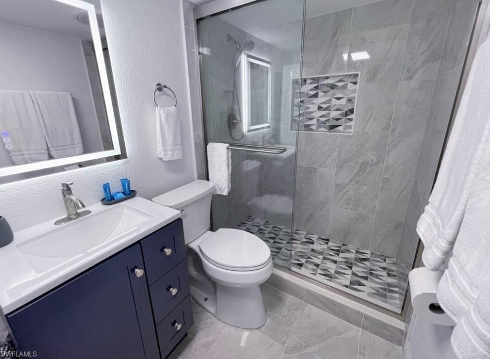 BEACH AND TENNIS CLUB - Residential