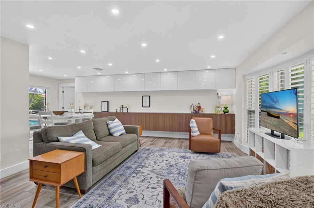 1771 Coral WAY