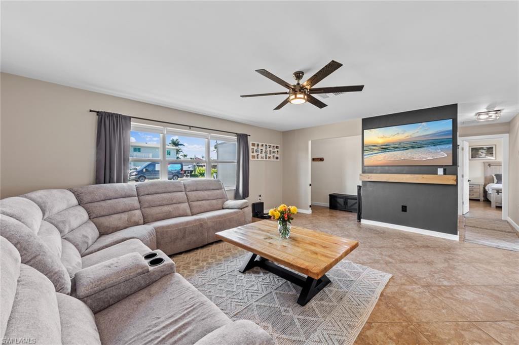 ISLAND PARK WOODLANDS - Residential