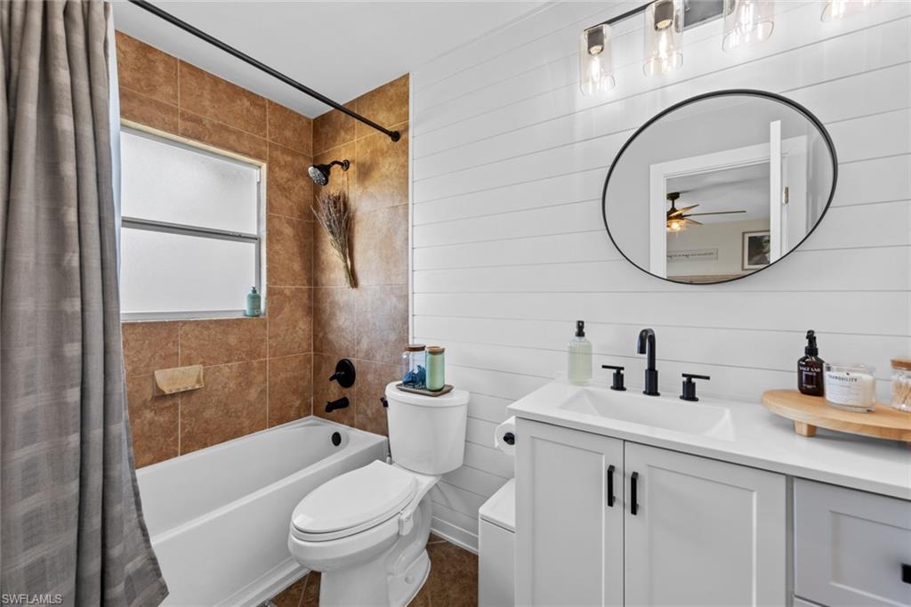 ISLAND PARK WOODLANDS - Residential