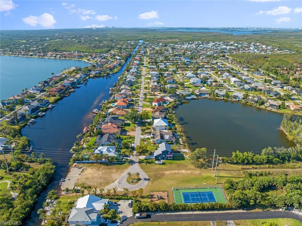 ISLAND PARK WOODLANDS - Residential