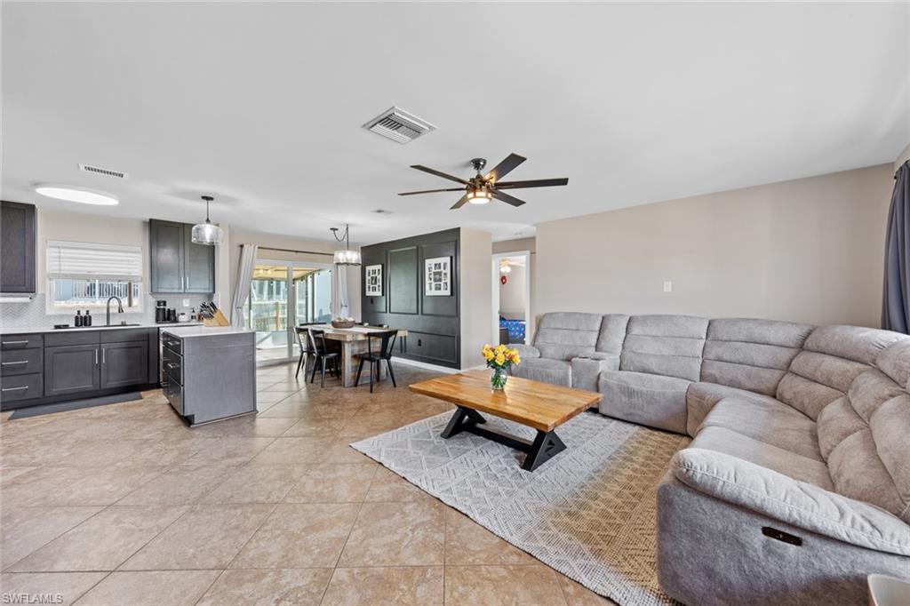 ISLAND PARK WOODLANDS - Residential