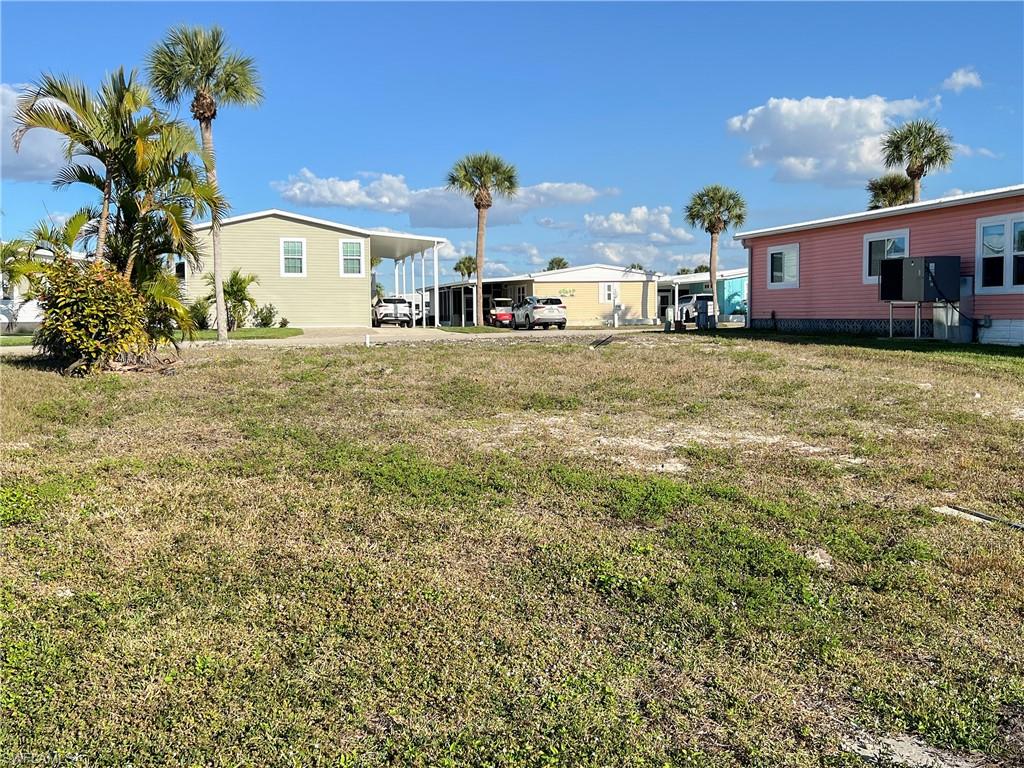 BAYSIDE ESTATES - Land