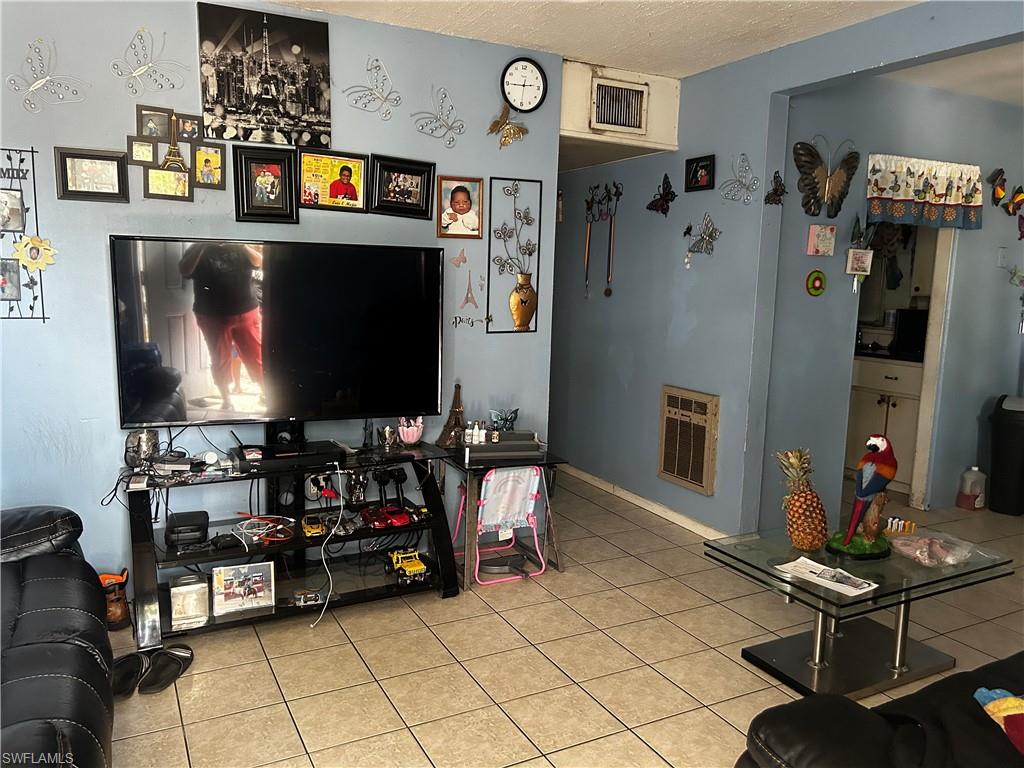 SUNNY ACRES ESTATES SUBD - Residential