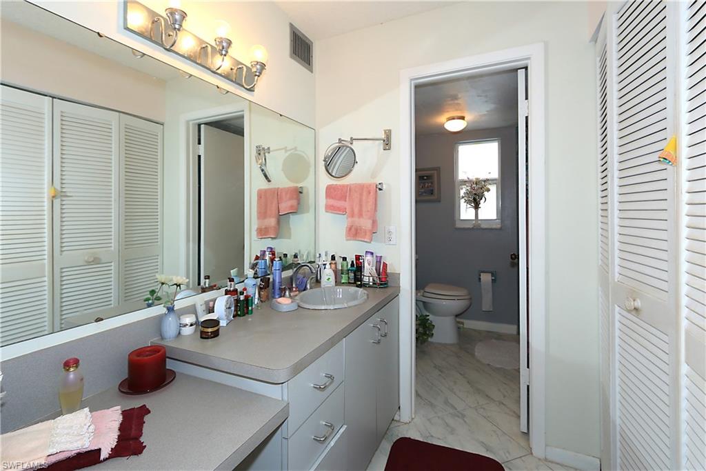 GLADES COUNTRY CLUB - Residential