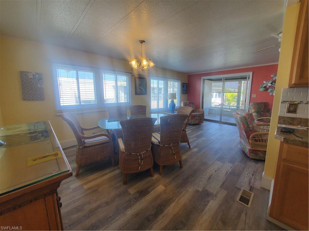 ENCHANTING ACRES MOBILE HOME - Residential