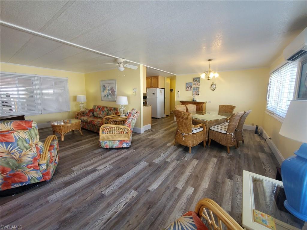 ENCHANTING ACRES MOBILE HOME - Residential