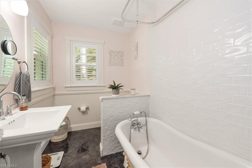 FORT MYERS - Residential