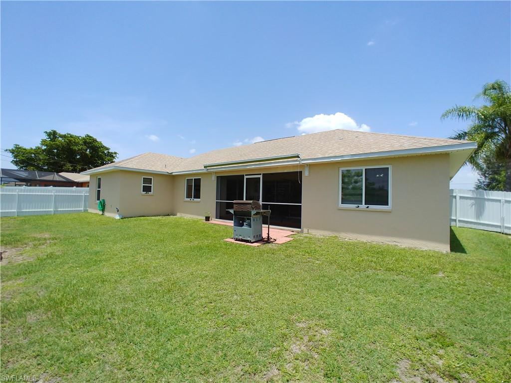CAPE CORAL - Residential