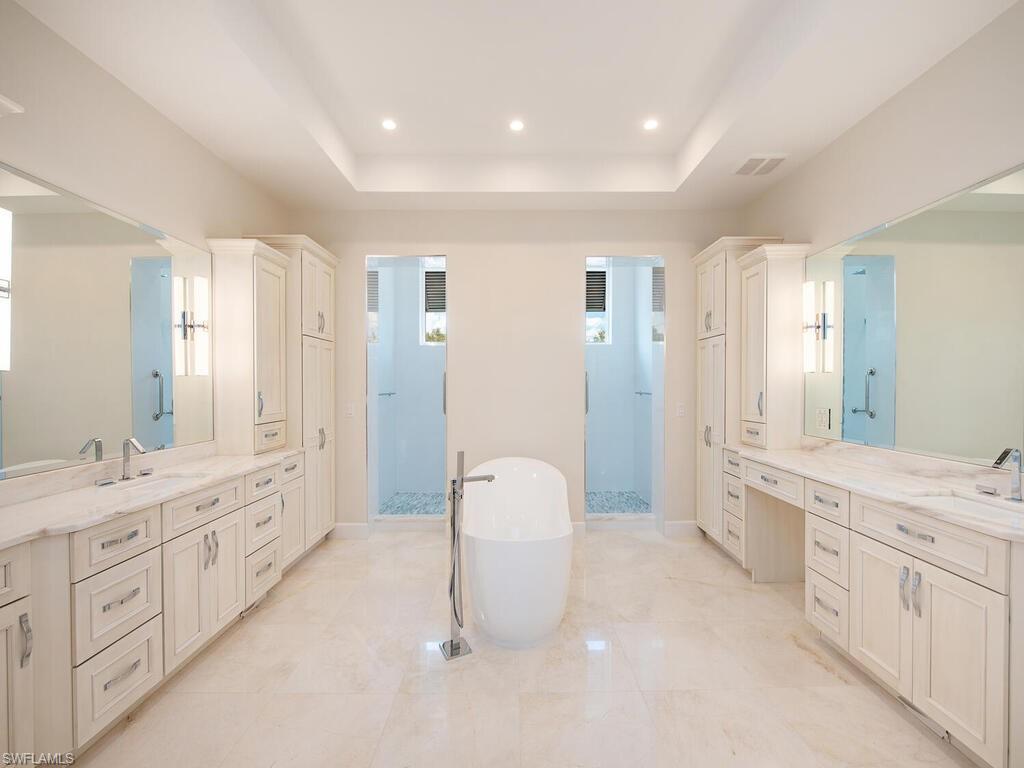 PINE RIDGE - Residential