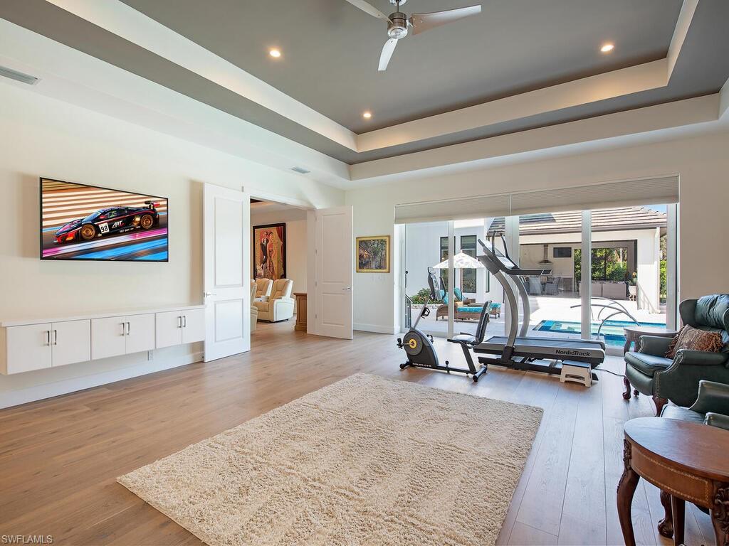 PINE RIDGE - Residential