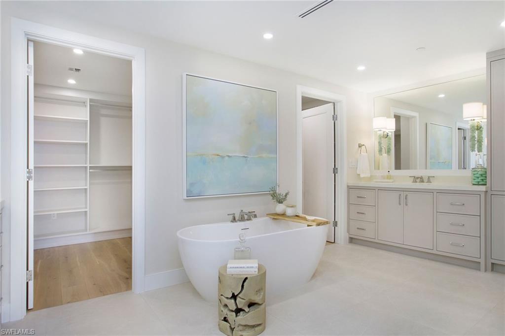 KALEA BAY TOWER 400 - Residential