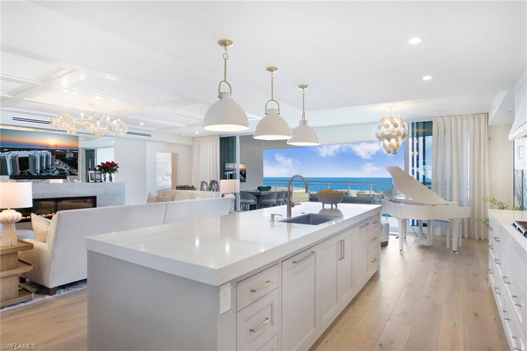 13945 Old Coast RD 2204
