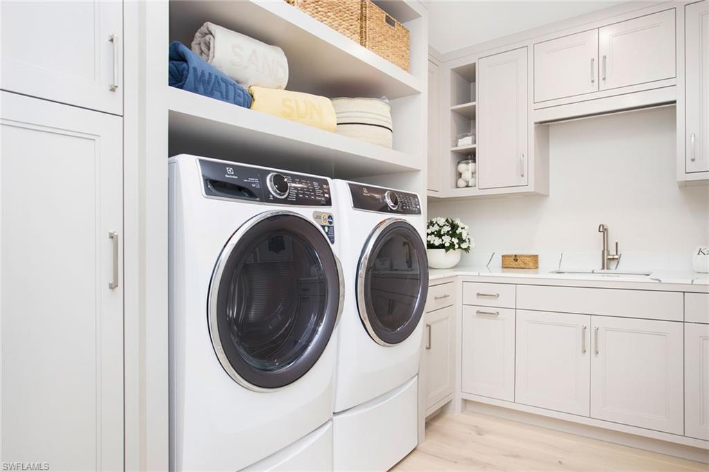 KALEA BAY TOWER 400 - Residential