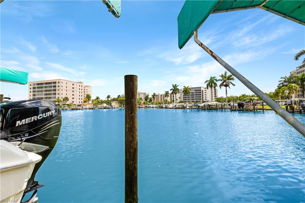 VANDERBILT TOWERS - Residential