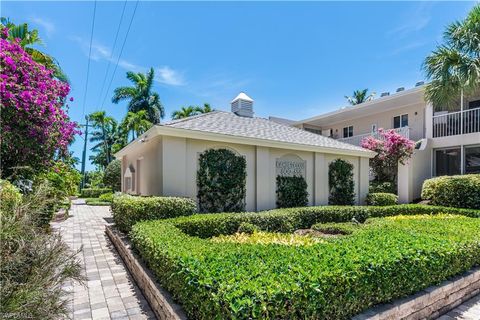 A home in NAPLES