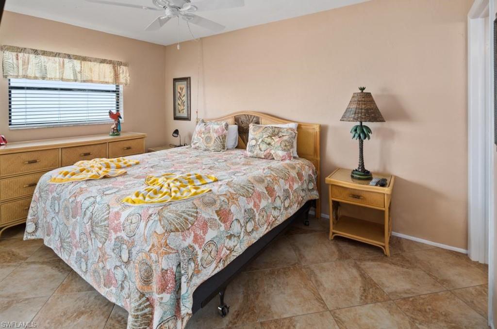 SMUGGLERS COVE CONDO - Residential