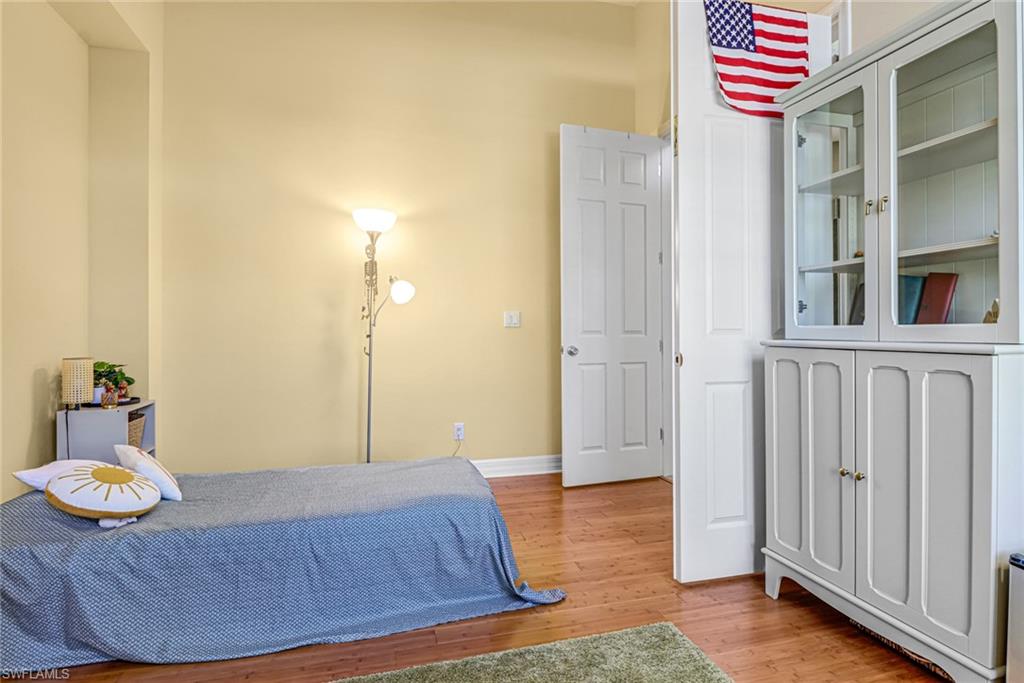 WATERWAYS OF NAPLES - Residential