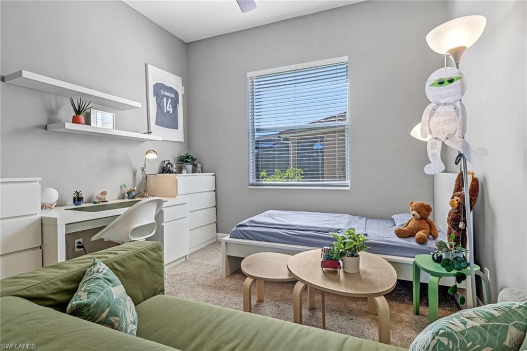 WATERWAYS OF NAPLES - Residential