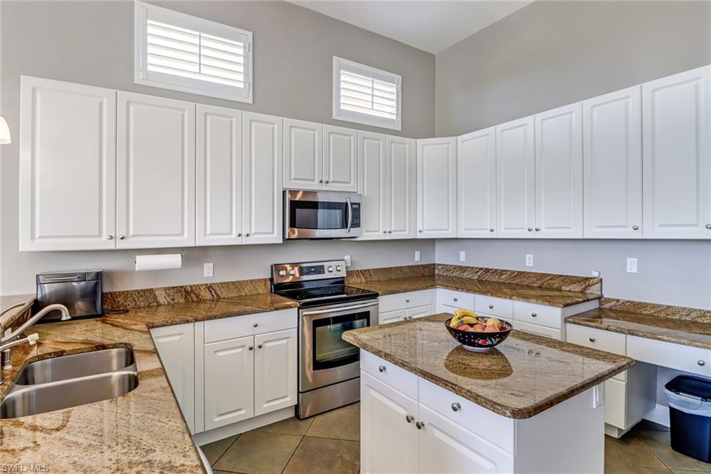 WATERWAYS OF NAPLES - Residential