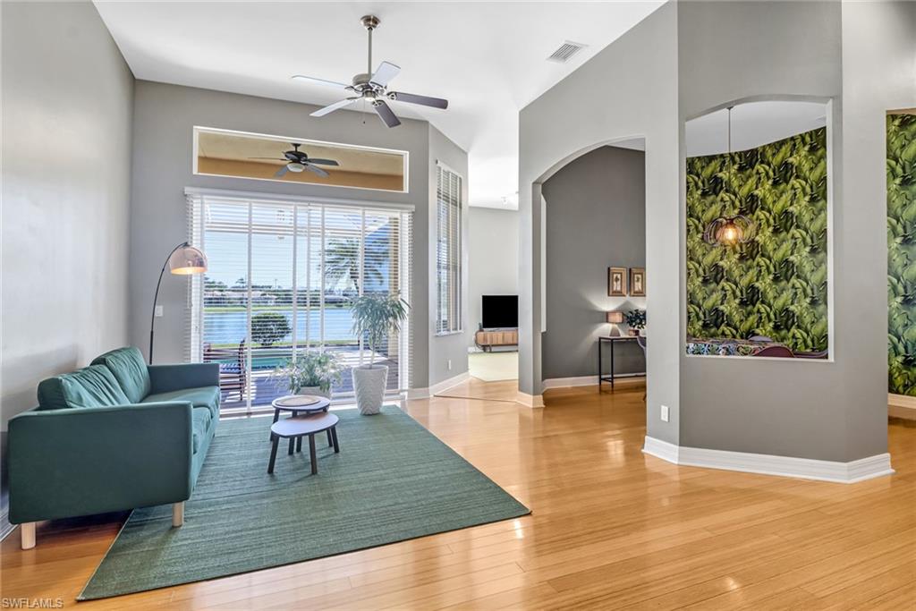 WATERWAYS OF NAPLES - Residential