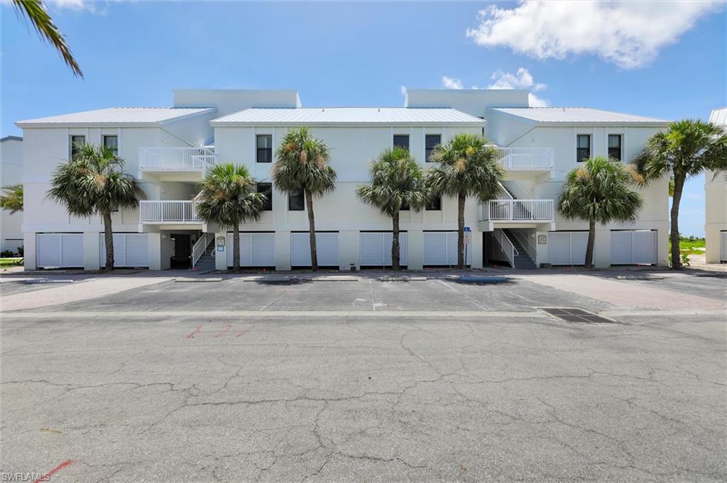 GULF BEACH VILLAS - Residential