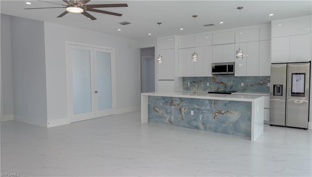 GOLDEN GATE ESTATES - Residential