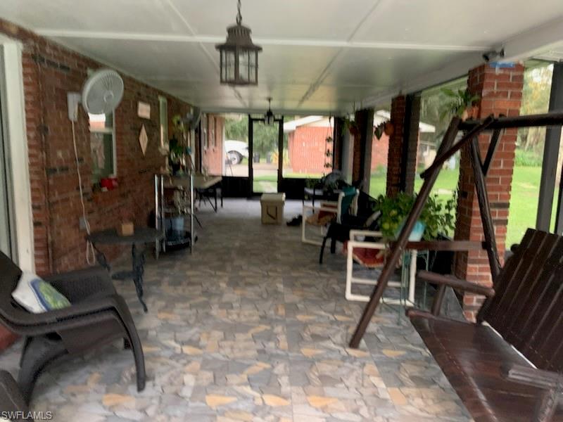 LAKE SUZY - Residential