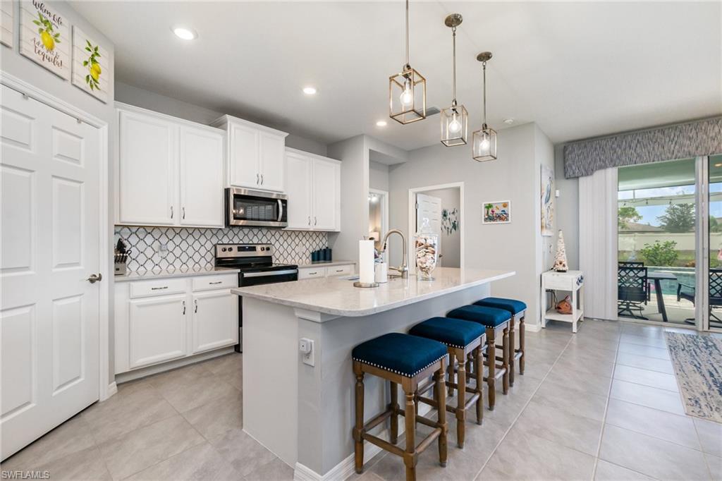 3261 Apple Blossom DR