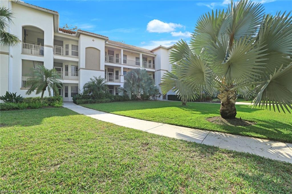 VANDERBILT COUNTRY CLUB - Residential